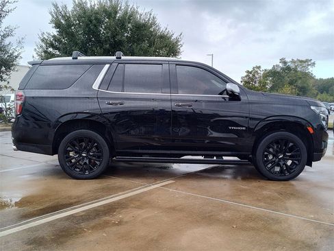 Used 2021 Chevrolet Tahoe Premier w/ Premium Package image 14