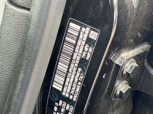 Used 2022 Jeep Renegade Limited image 32