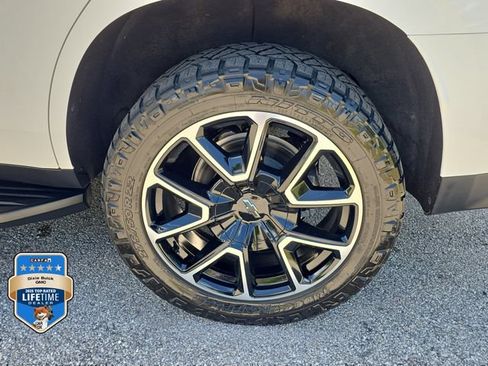 Certified 2023 Chevrolet Tahoe RST AWD/4WD image 8