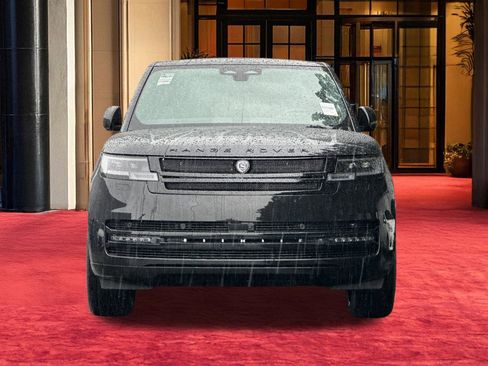 New 2026 Land Rover Range Rover SE image 7