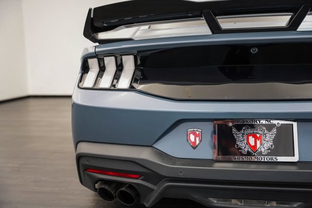 Used 2025 Ford Mustang GT Premium RWD image 34