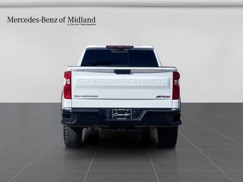 Used 2024 Chevrolet Silverado 1500 ZR2 w/ Technology Package image 6