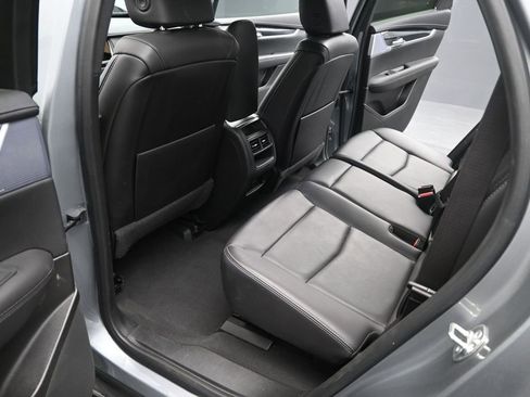 Certified 2025 Cadillac XT5 Premium Luxury image 12