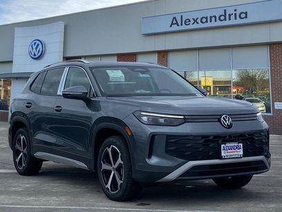 New 2025 Volkswagen Tiguan SE