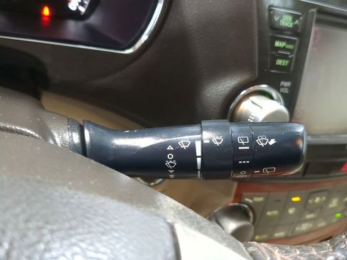 Used 2010 Toyota Highlander Limited image 39