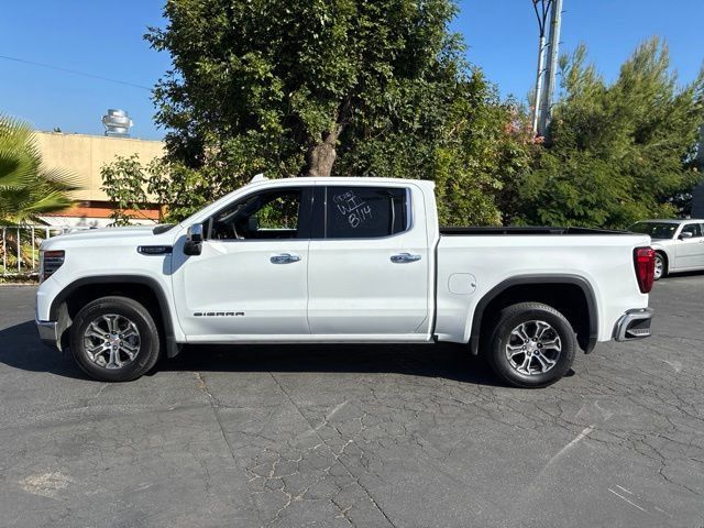 Used 2026 GMC Sierra 1500 SLT RWD image 4