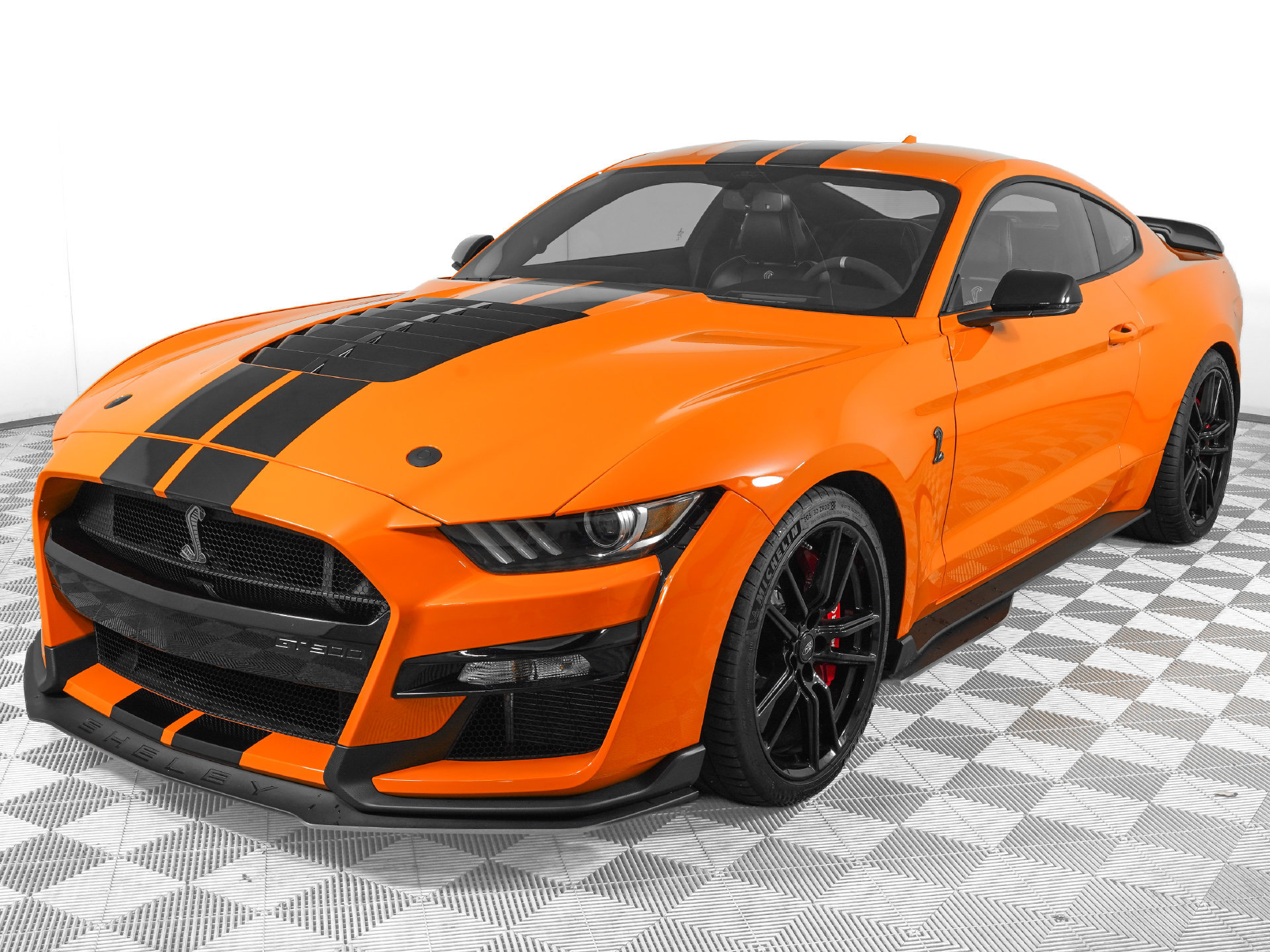 Used 2021 Ford Mustang Shelby GT500 w/ Technology Package RWD image 8
