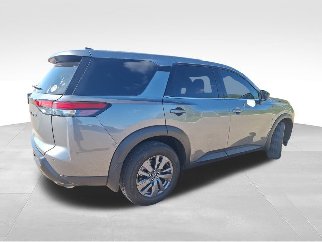 Certified 2026 Nissan Pathfinder S FWD image 8