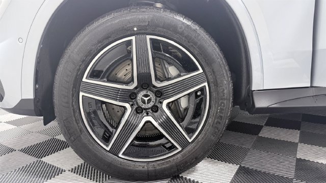 New 2027 Mercedes-Benz GLC 300 4MATIC image 8