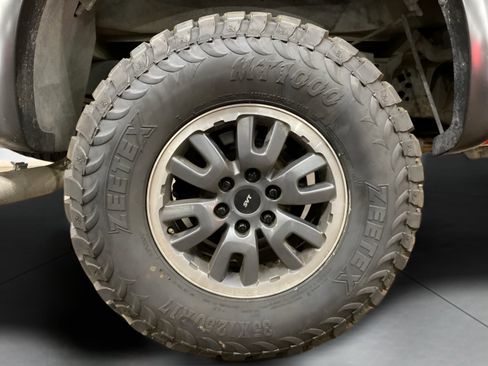 Used 2010 Ford F150 Raptor AWD/4WD image 23