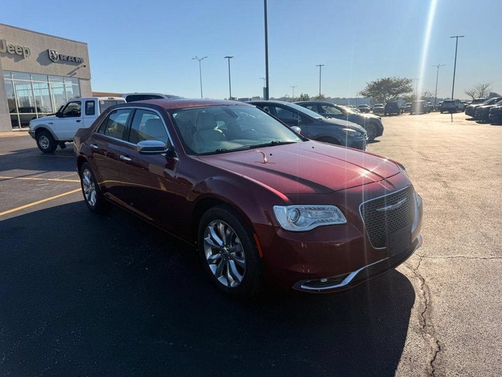 Used 2018 Chrysler 300 Limited AWD/4WD image 3