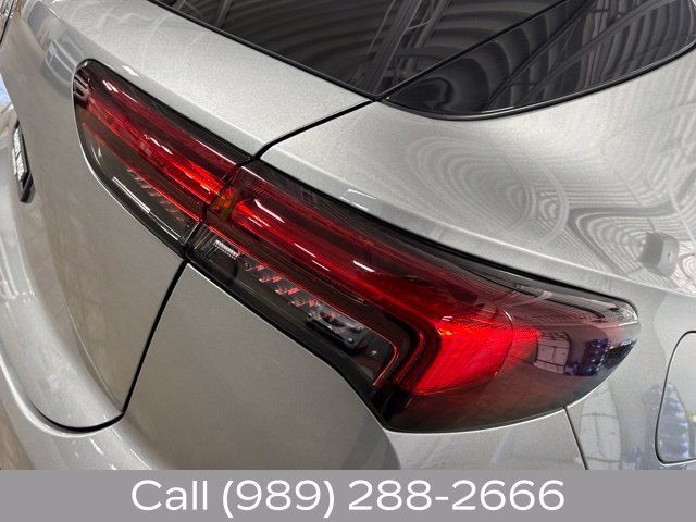 Used 2023 Buick Envision Preferred AWD/4WD image 7