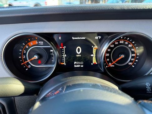 Used 2021 Jeep Wrangler Unlimited Sahara image 16