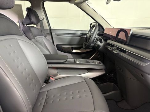 New 2026 Kia EV9 Wind AWD/4WD image 14