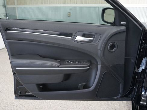 Used 2021 Chrysler 300 S w/ S Model Appearance Package RWD image 26