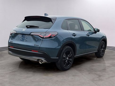 Certified 2026 Honda HR-V Sport image 4