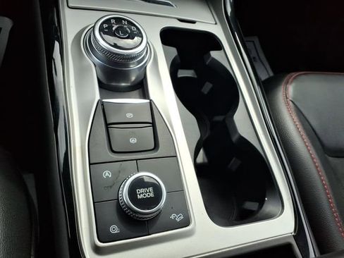 Used 2024 Ford Explorer ST-Line w/ Class IV Trailer Tow Package image 23