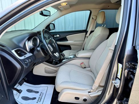 Used 2017 Dodge Journey SXT w/ Premium Group FWD image 27