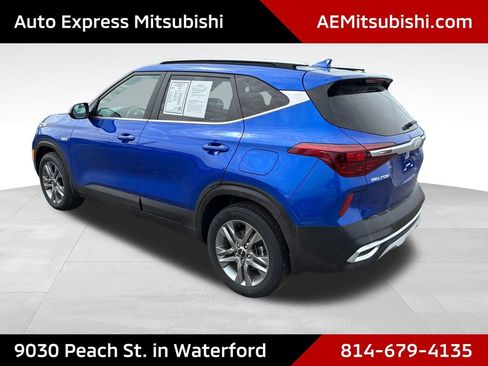 Used 2023 Kia Seltos S w/ Navigation Package AWD/4WD image 5