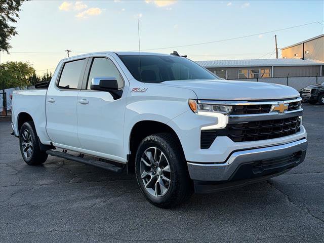 Certified 2023 Chevrolet Silverado 1500 LT AWD/4WD image 1