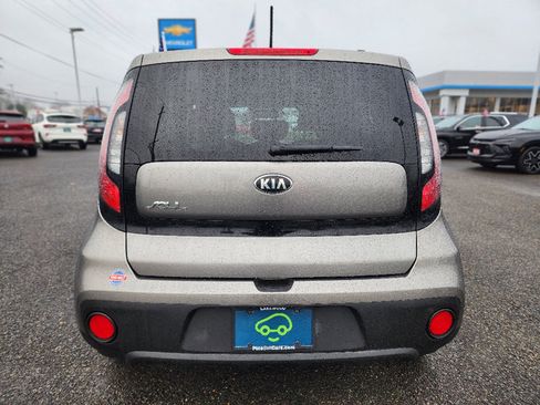Used 2018 Kia Soul image 18
