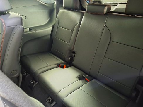 Used 2024 Chevrolet Traverse RS w/ LPO, Floor Liner Package image 31