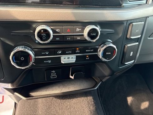 Used 2025 Ford F150 XLT w/ Equipment Group 301A Standard image 22