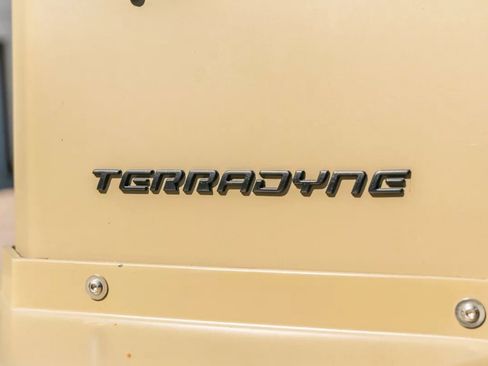 Used 2020 Ford F550 4x4 Regular Cab Super Duty image 25