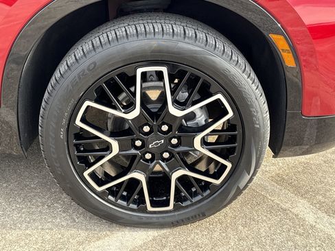 Certified 2023 Chevrolet Blazer RS w/ Driver Confidence II Package image 13