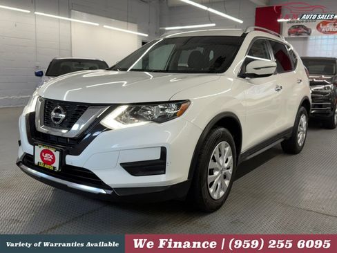 Used 2017 Nissan Rogue S w/ S Appearance Package AWD/4WD image 2