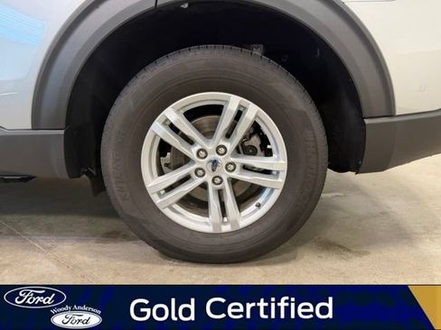 Certified 2024 Ford Explorer XLT w/ Equipment Group 202A AWD/4WD image 8