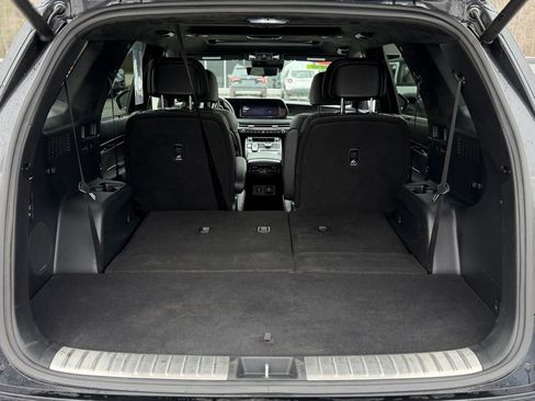 Used 2024 Hyundai Palisade Calligraphy image 6