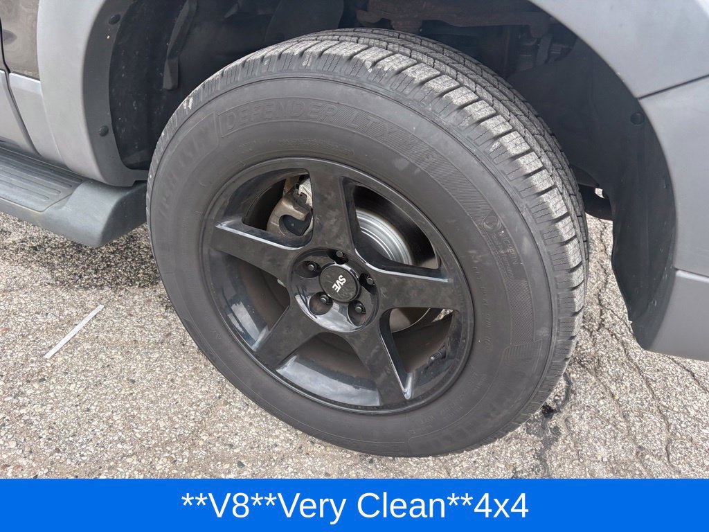 Used 2006 Ford Explorer XLT AWD/4WD image 13