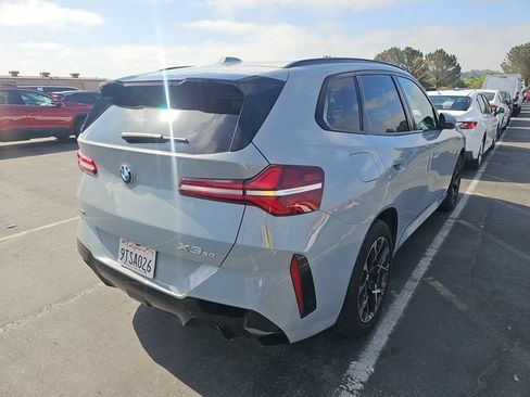 Used 2025 BMW X3 xDrive30i AWD/4WD image 2