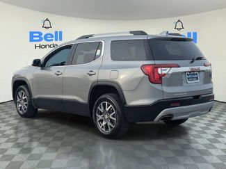 Used 2023 GMC Acadia SLT video 3