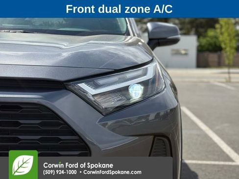 Used 2024 Toyota RAV4 XLE AWD/4WD image 7