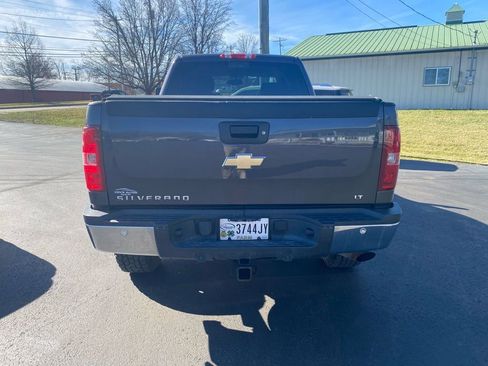 Used 2010 Chevrolet Silverado 2500 LT w/ Interior Plus Package image 6
