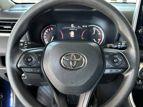 Used 2024 Toyota RAV4 XLE FWD image 21