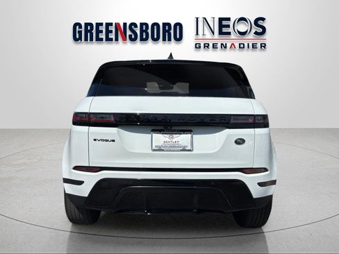 Used 2023 Land Rover Range Rover Evoque S AWD/4WD image 4