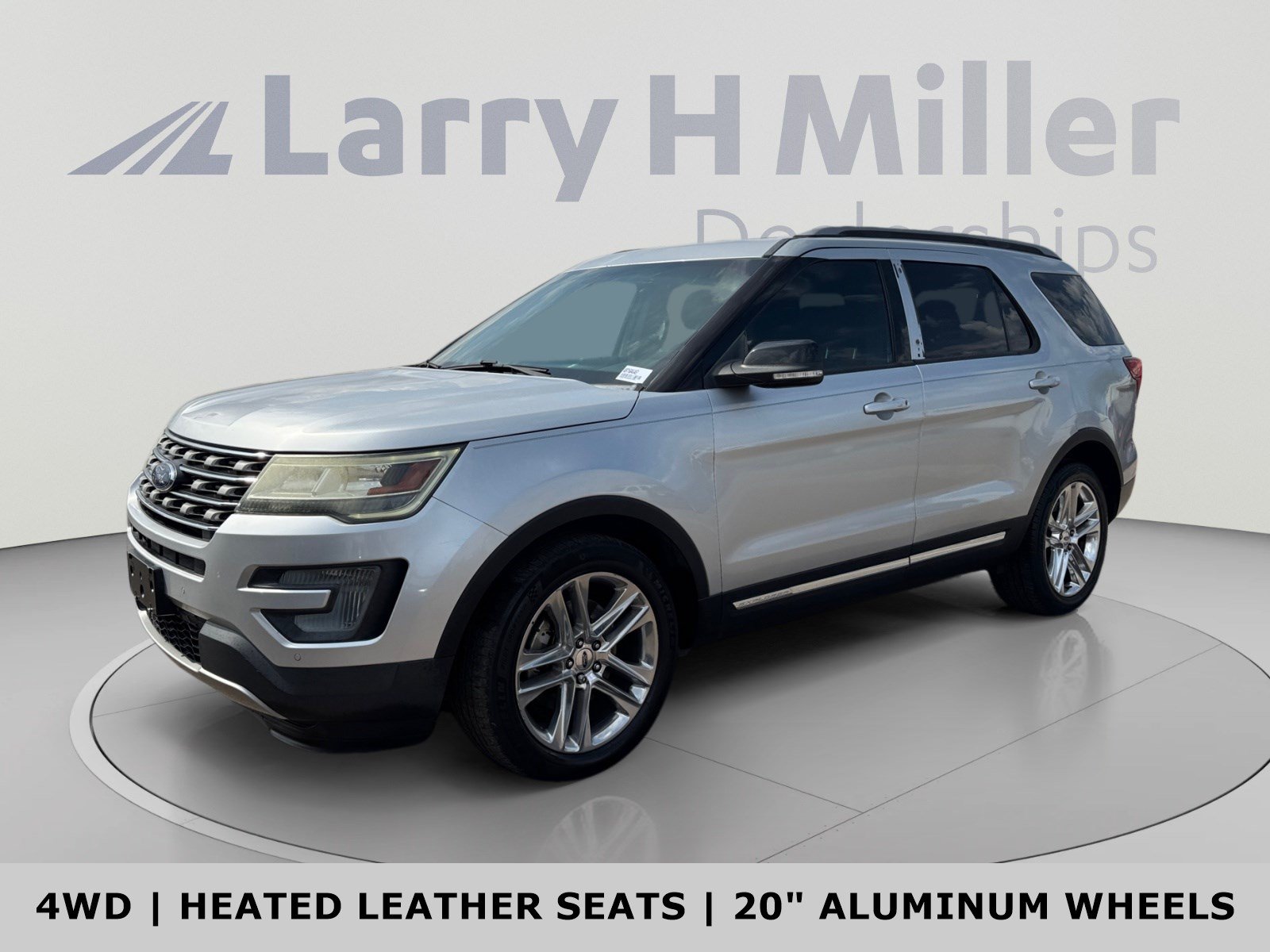 Used 2017 Ford Explorer XLT w/ Equipment Group 202A AWD/4WD image 1