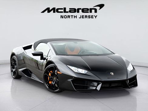 Used 2018 Lamborghini Huracan LP 580-2 RWD image 3
