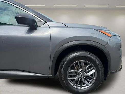 Used 2024 Nissan Rogue S AWD/4WD image 22