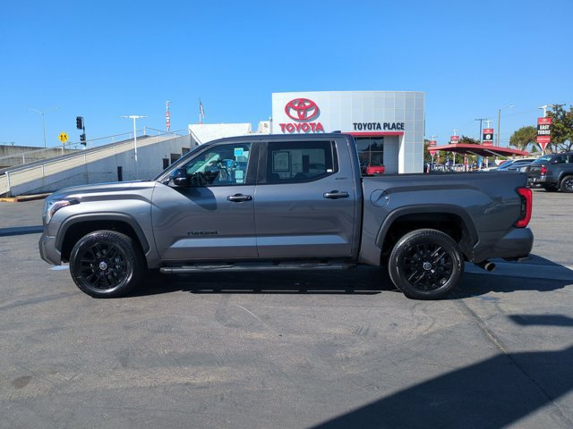 Used 2024 Toyota Tundra Limited AWD/4WD image 12