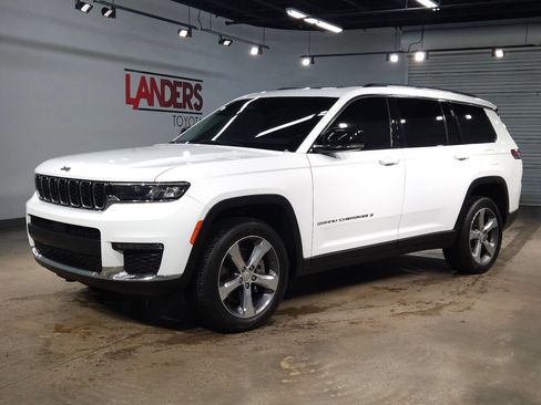 Used 2021 Jeep Grand Cherokee L Limited AWD/4WD image 3