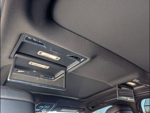 Used 2023 Audi A8 L 3.0T image 19