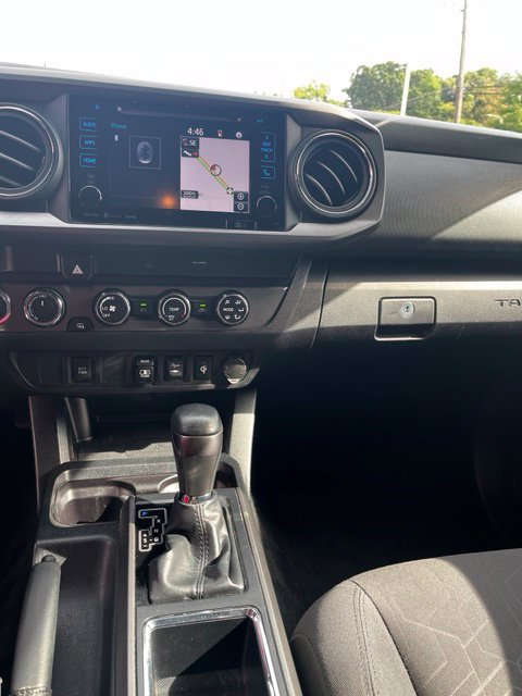 Used 2019 Toyota Tacoma TRD Sport AWD/4WD image 42