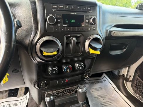 Used 2011 Jeep Wrangler Sport AWD/4WD image 18