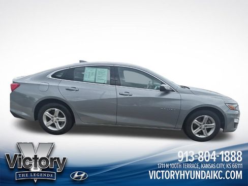 Used 2024 Chevrolet Malibu LT FWD image 5