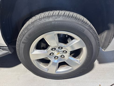 Used 2015 Chevrolet Tahoe LT image 8