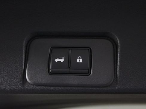Certified 2026 Nissan Rogue Platinum w/ Platinum Premium Package AWD/4WD image 19